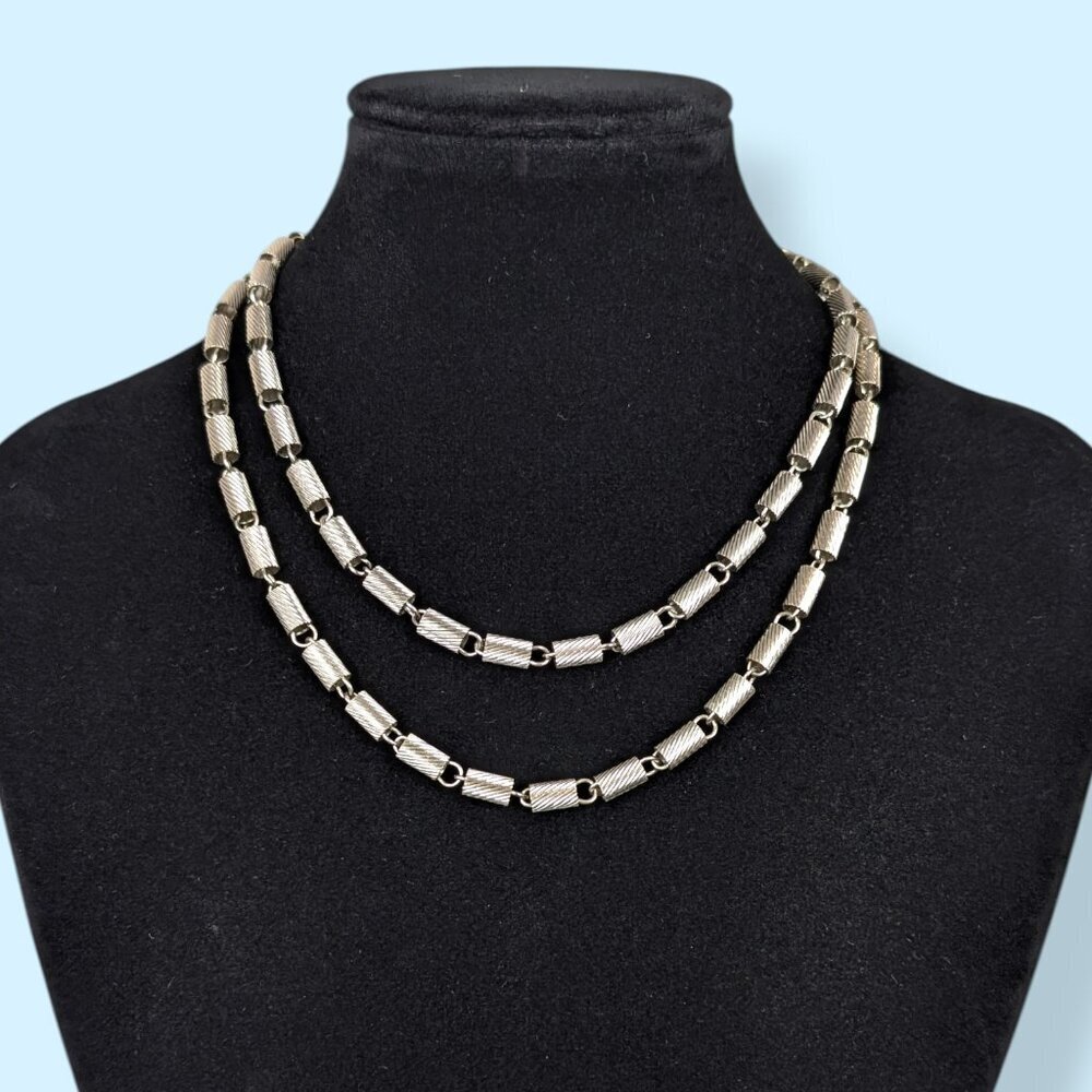 (2/$20) V. Silver Tone Tube Link Chain